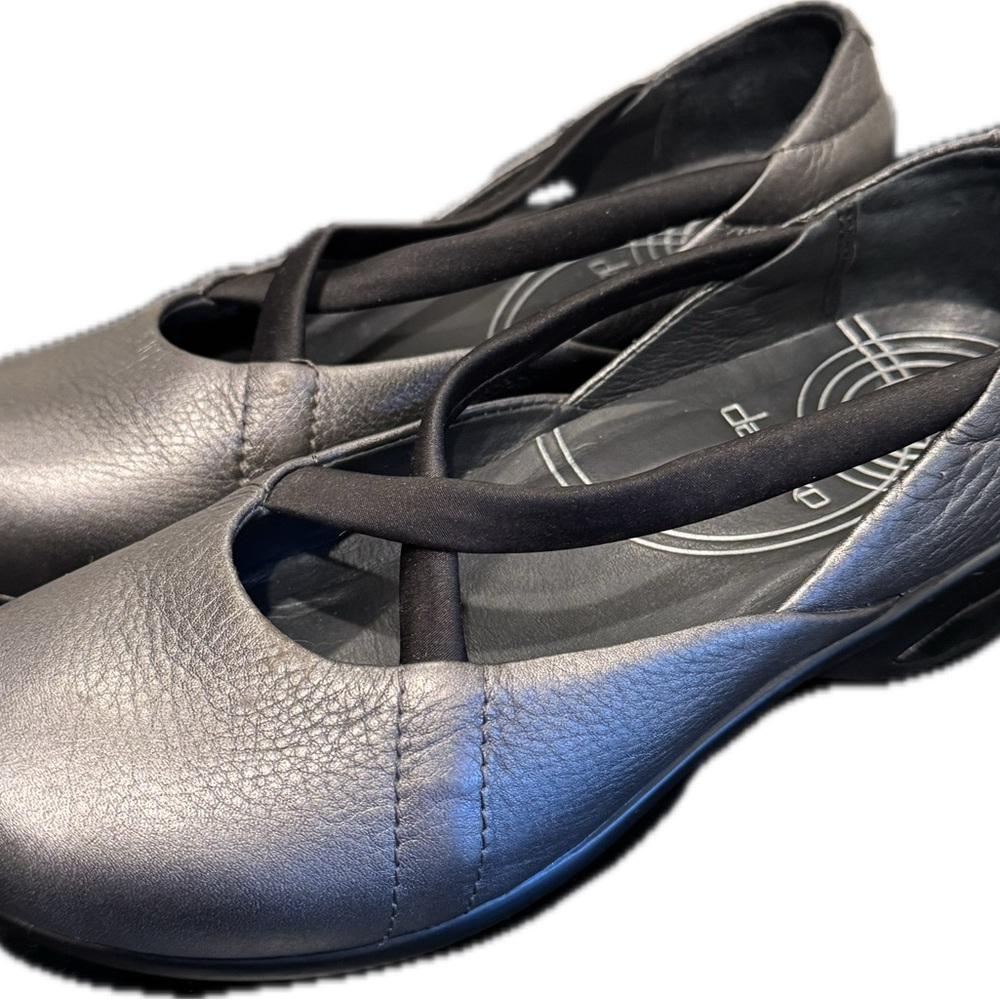 Dansko Women's Silver Clogs
